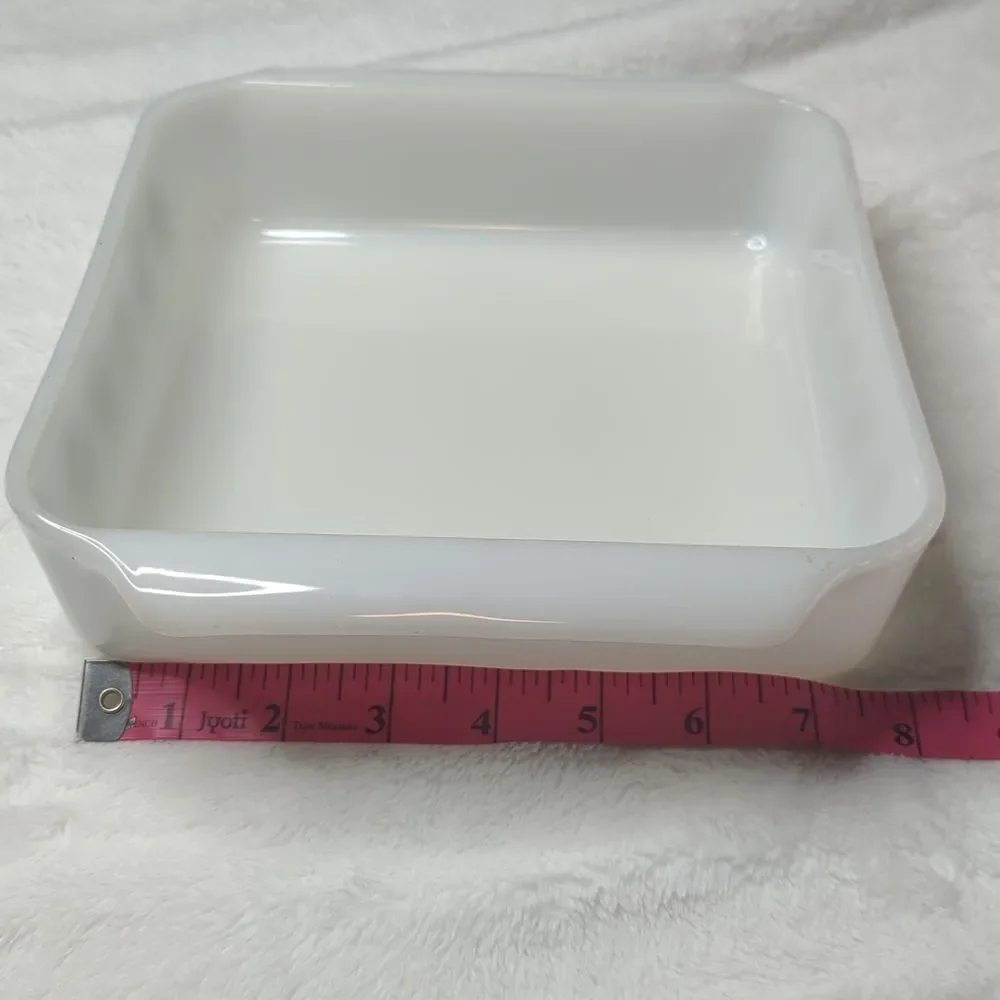 Anchor Hocking Fire-King Made in the USA baking dish 8